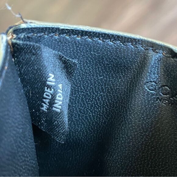 Coach Brown Leather Card Holder With Leather Baseball Style Stitching - Picture 6 of 9